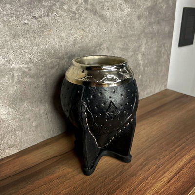 Mate Torpedo PREMIUM, Virola Alpaca, Cuero Tallado - Modelo 20