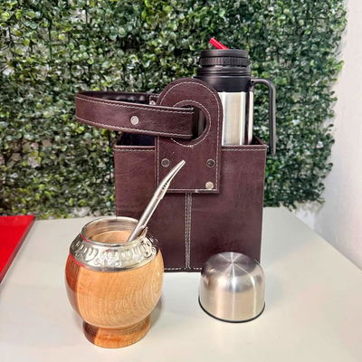 PROMO 19 - Mate Torpedo ALGARROBO, Termo, Canasta + Bombilla SEMI Recta Acero de REGALO