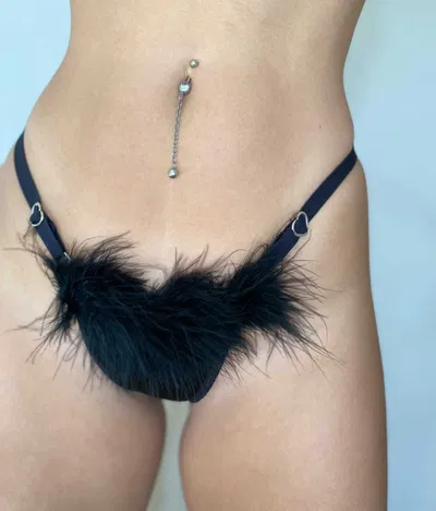 Hilo con pluma 