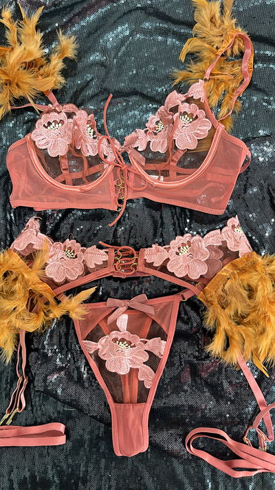 Conjunto importado Plumas Chocolate