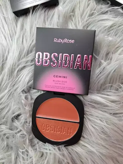 Rubor Duo Gemini 02 - OBSIDIAN Ruby Rose