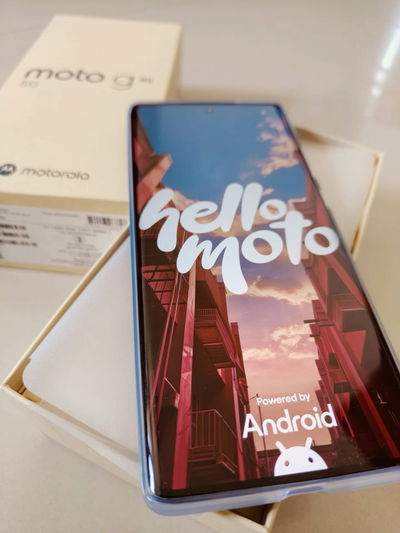 MOTO G85