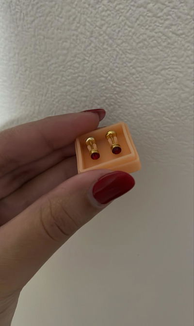 CUBIC ROJO