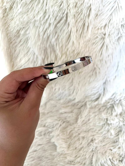 ESCLAVA RAMONA CON CUBIC