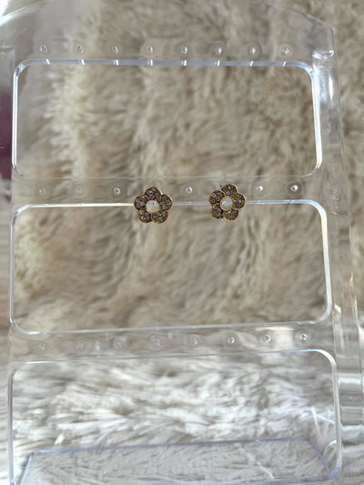 PASANTE FLOR CALADA CON CUBIC