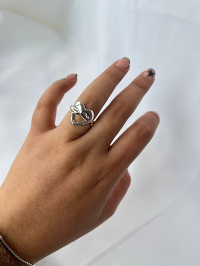 ANILLO CORAZÓN NUDO
