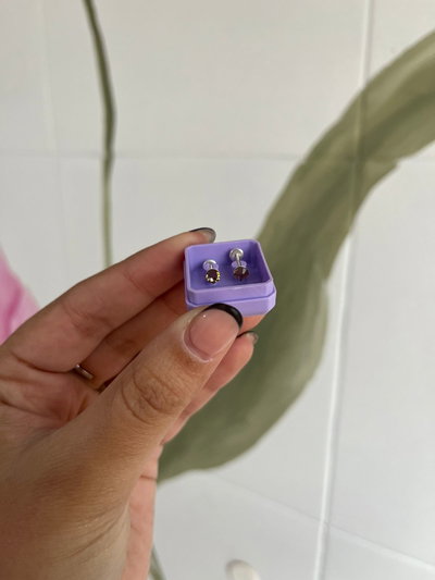 CUBIC AMBAR OSCURO 