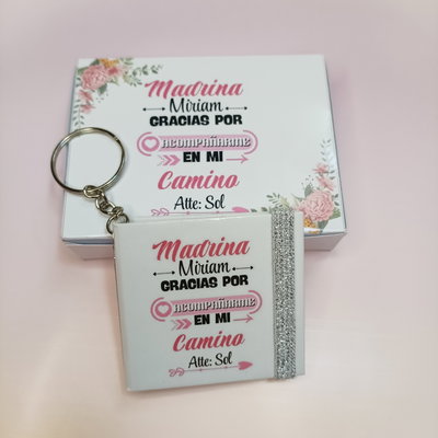 LLAVERO MINI ALBUM Físico (madrina)