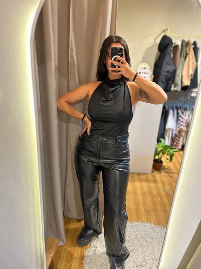 Top cuello alto