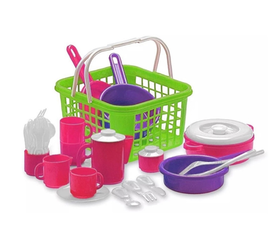 Juego de cocina en canasto 