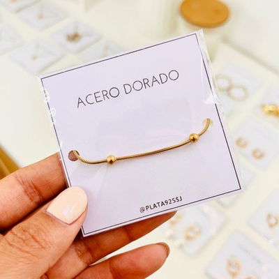Pulsera con bolitas