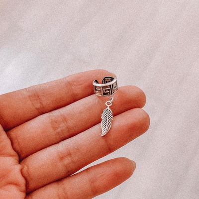 Aro Cuff Pluma Colgante