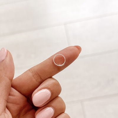 Argollita Torzada para Nariz 1cm (unidad)