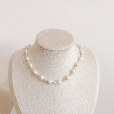 Collar con Perlas de Río