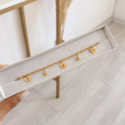 Pulsera con 3 Corazones
