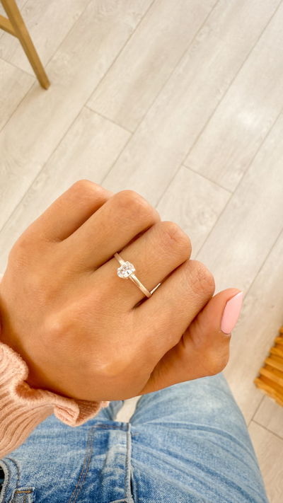 Anillo Scarlett Oval T18