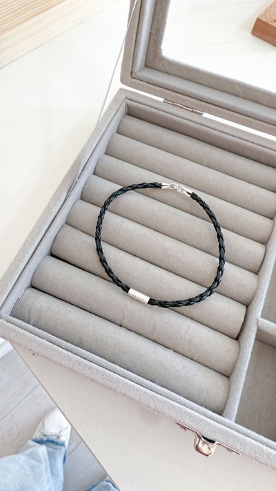 Pulsera Negra  HM