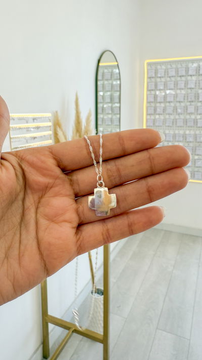 Conjunto Cruz (chapita)