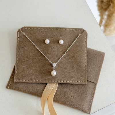 Conjunto Perlas Cultivadas con Aros