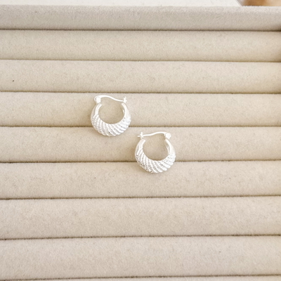 Argollas Amara| PLATA LAMINADA