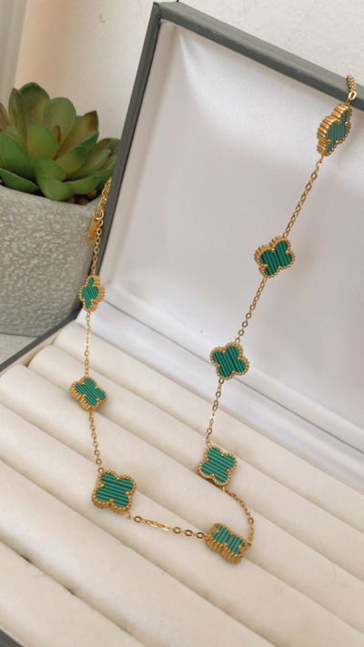 Collar Trébol Verde ACERO DORADO WATERPROOF