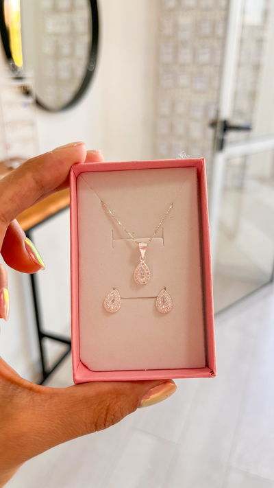 Conjunto Gotita (con aros)