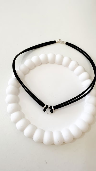 Choker de Gamuza
