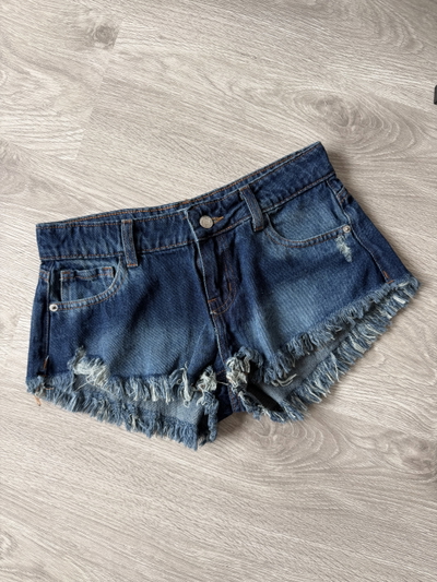 Short Blue