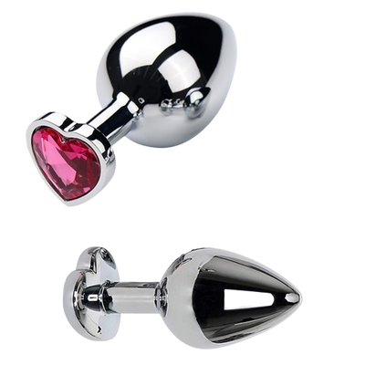 PLUG METAL CORAZÓN ROJO