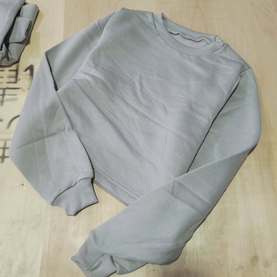 Buzo Corto Basico (color: gris cemento)