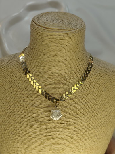 Collar flechitas Shell