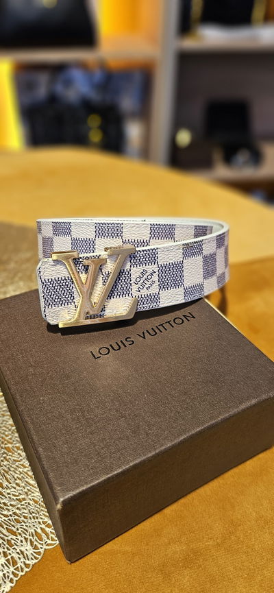 Cinto LV Monograma blanco gris