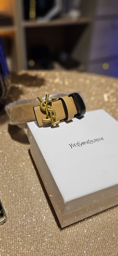Cinto YSL Beige Hebilla Dorada