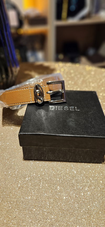 Cinto Diesel Marrón Hebilla Plateada 