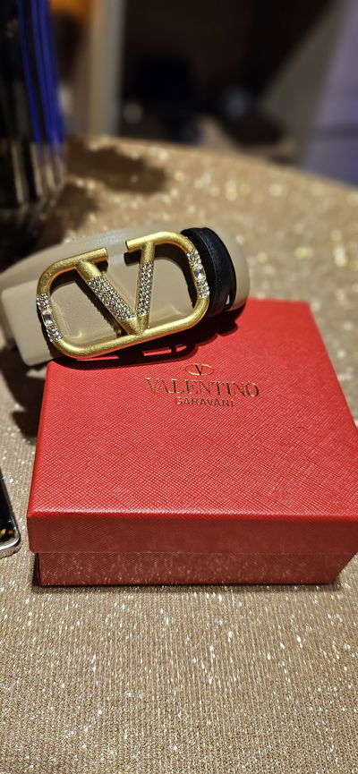 Cinto Valentino Beige Hebilla Dorada