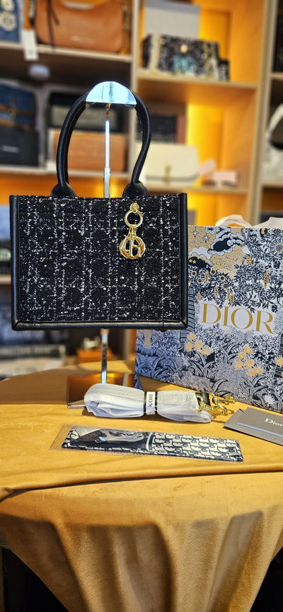 Dior Book Tote mediana