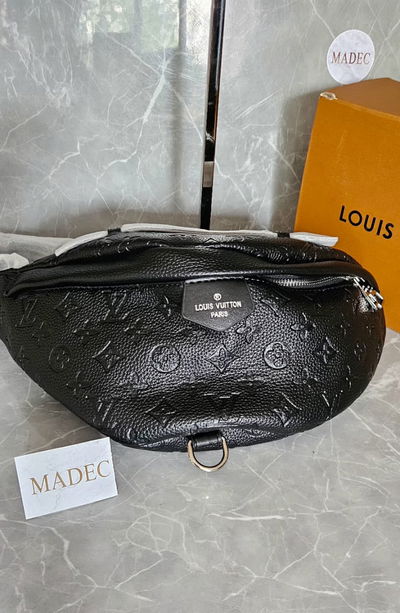 Riñonera Louis Vuitton Negra
