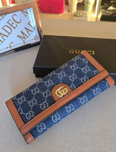 Billetera Gucci Jean 