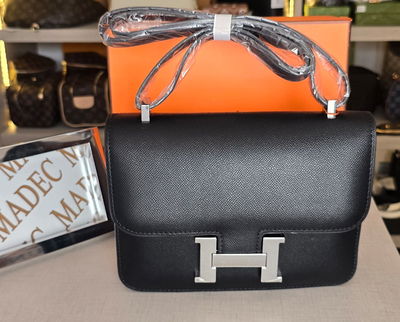 Cartera Hermes Negra H Plateada
