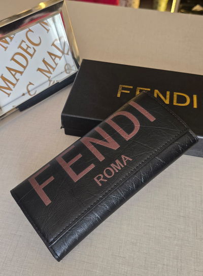 Billetera Fendi Negra