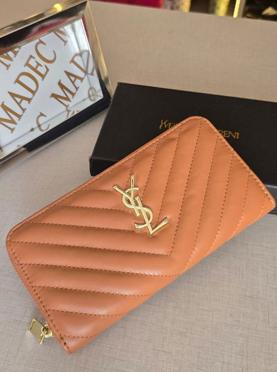 Billetera Yves Saint Laurent 