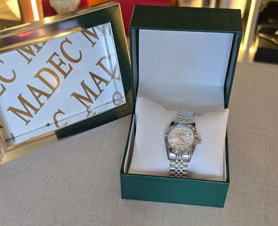 Reloj Rolex Plateado 