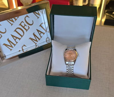 Reloj Rolex Plateado con Dorado