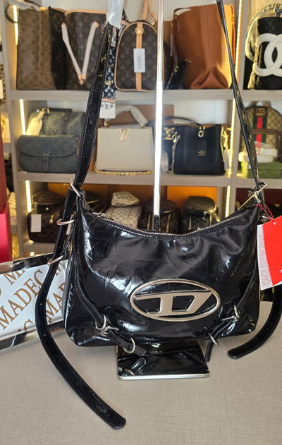 Cartera Diesel Charol 