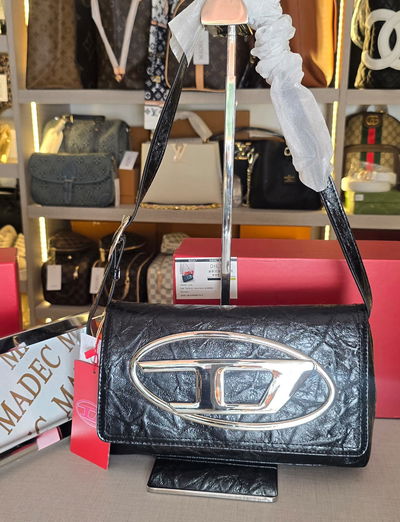 Cartera Diesel Negra