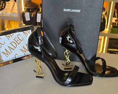 Zapatos Yves Saint Laurent N° 38-39