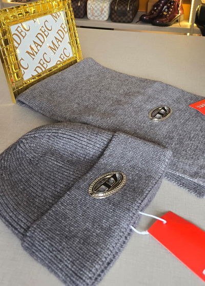 Gorro+Bufanda Diesel Largo1.50cm Ancho22cm