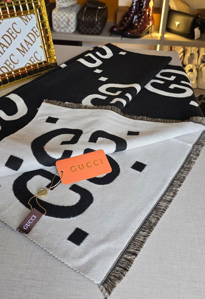 Bufandon Gucci Largo 1.82cm- Ancho 63cm