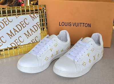Zapatillas Louis Vuitton Bordadas