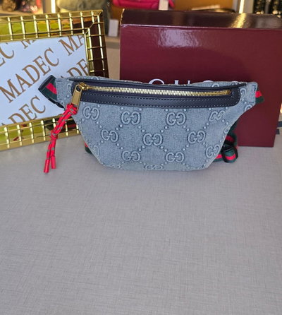 Riñonera Gucci Jeans
